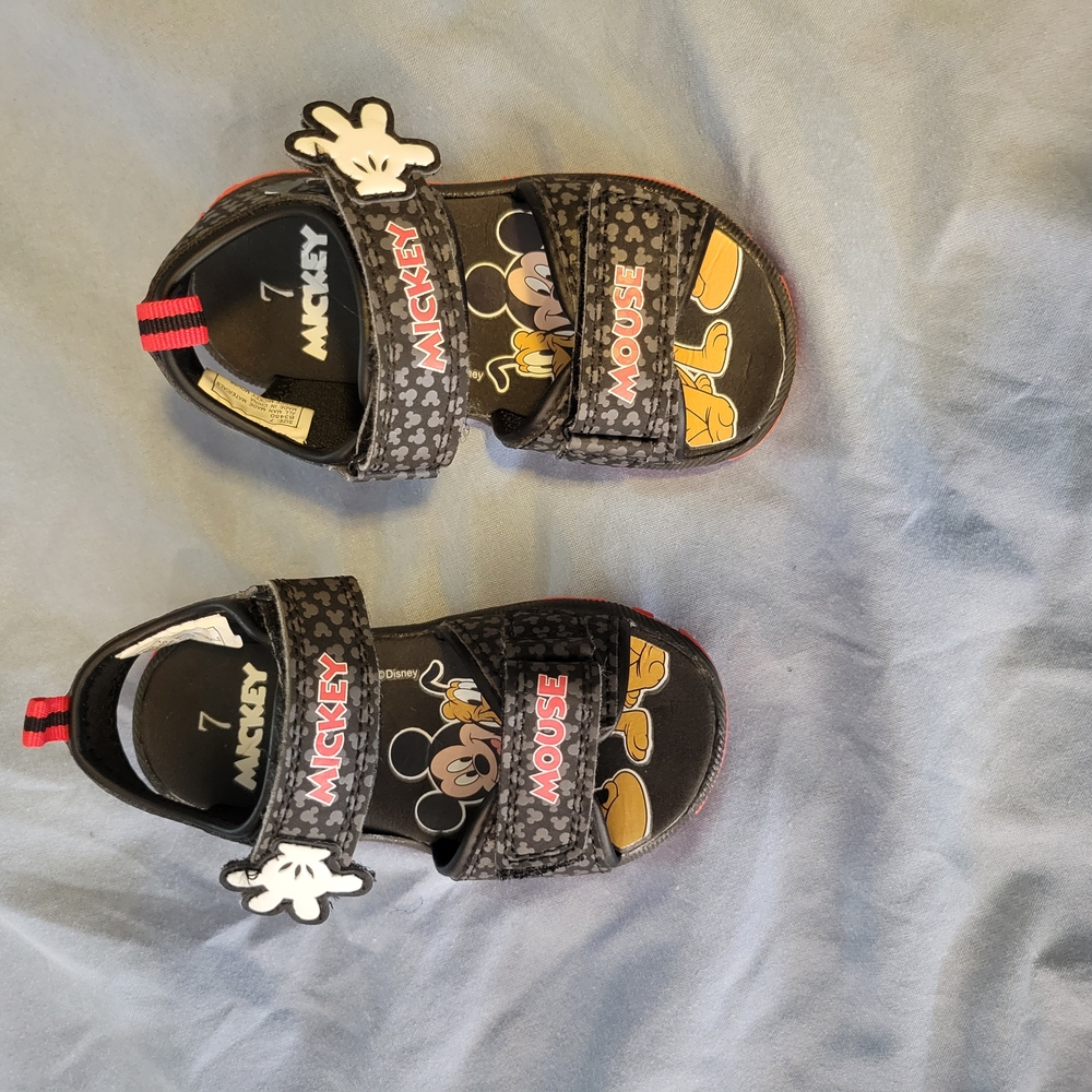 Toddler Shoes Micky Mouse Black Sandals with Adjustable Straps Size 7